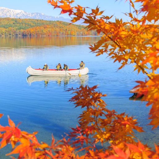 Autumn boat Cruise